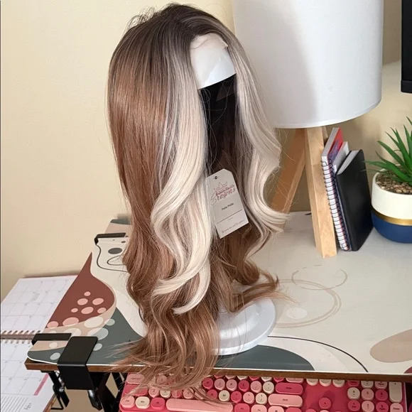 Blonde Icy and Ginger Crown by Chelsey Smith Crowns. Perla Petite. NWT. T part. - Picture 7 of 9